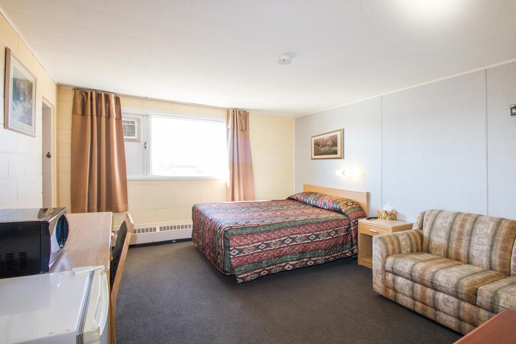 Lagana Hotel Lanigan Экстерьер фото