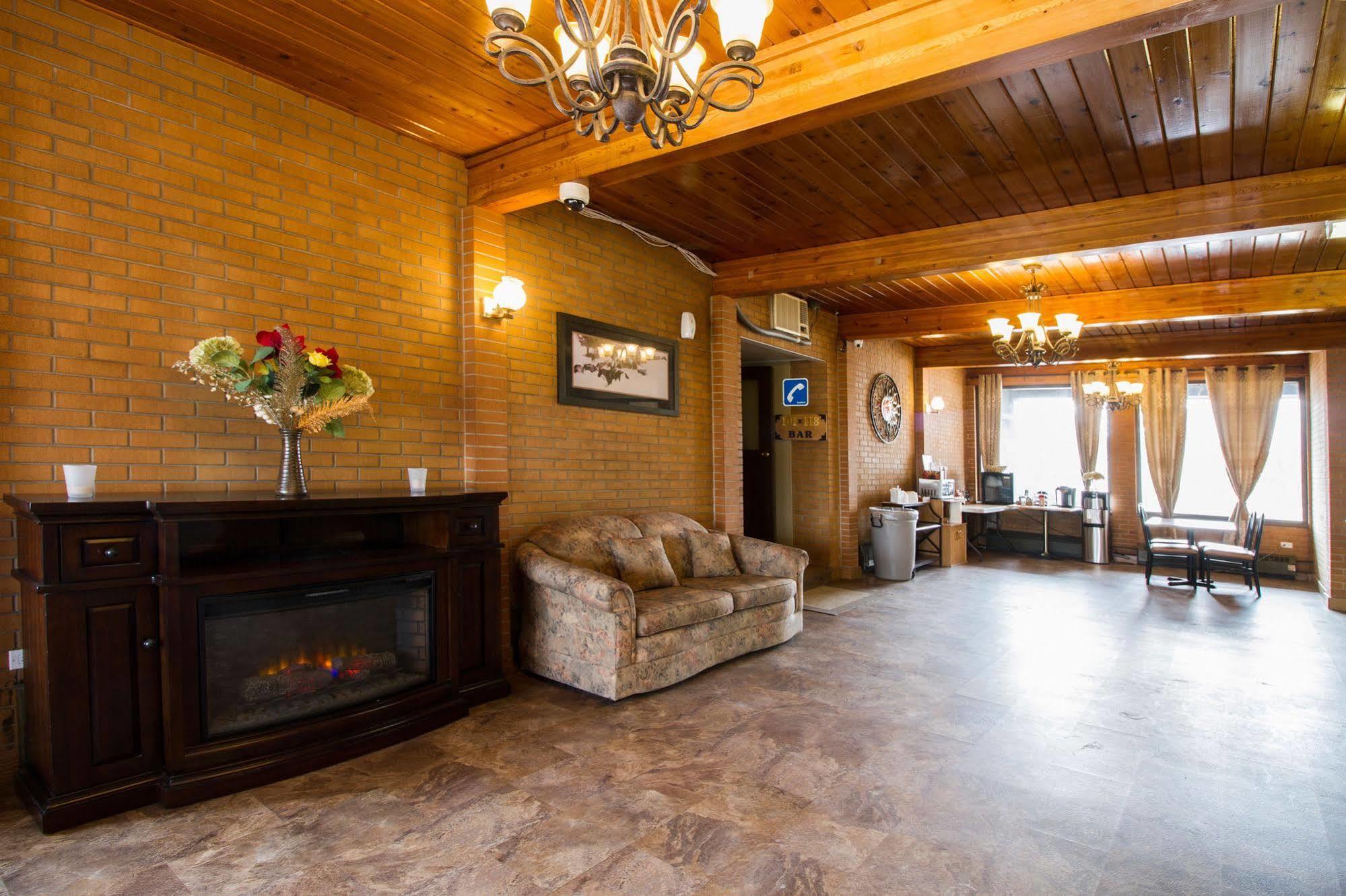 Lagana Hotel Lanigan Экстерьер фото