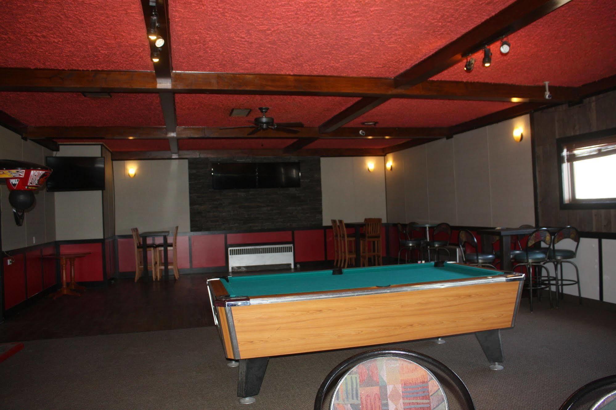 Lagana Hotel Lanigan Экстерьер фото